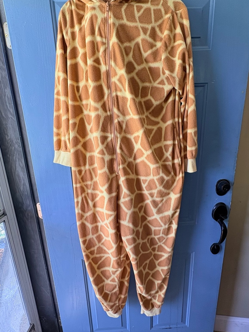 Xhilaration Tan and Cream Giraffe-Print Fleece Footed One Piece Pajama/Costume